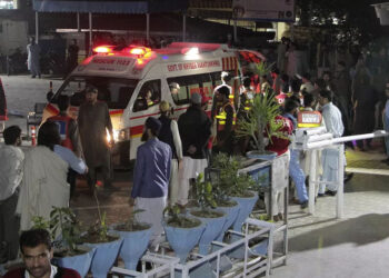 Землетрясение на западе Афганистана: пострадали более 120 человек