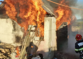 Четыре человека, в том числе ребенок, пострадали от пожаров