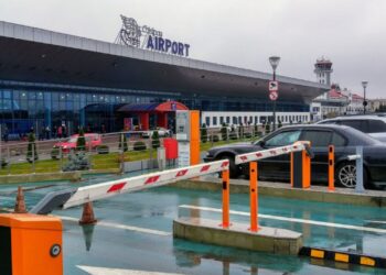 В аэропорту Кишинева снизили цены на парковку