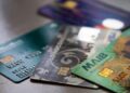 Молдавские банки начинают брать деньги за снятие наличных с банковской карты