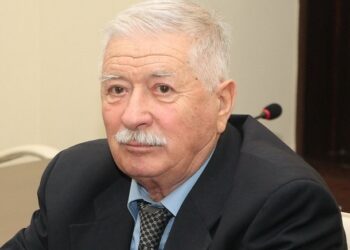 В Комрате почтили память первого президента Гагаузской республики Степана Топала