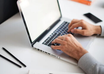 Какие архивные документы будут доступны для граждан в режиме онлайн