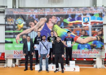 Фотоотчет с турнира по вольной борьбе за Кубок города Комрат