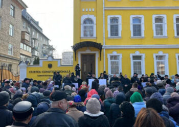 Группа депутатов призывает включить Гагаузии в состав правительства