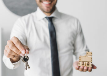 В Молдове намерены ужесточить правила работы агентов по недвижимости