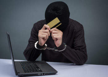 НБМ предупреждает: в Молдове растёт количество инвестиционного мошенничества