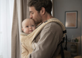 Учёные доказали: отцы «читают мысли» своих новорождённых детей