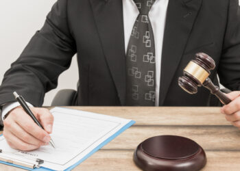 НЦБК отчитался за неделю: обыски, приговоры и миллионы под арестом